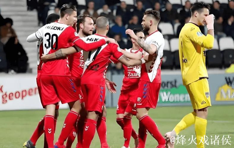 德甲-多特主场0-2负美因茨 莱比锡被追2球主场平