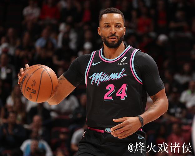 鲍威尔狂砍34分墨菲27+8 热火主场终结鹈鹕七连胜