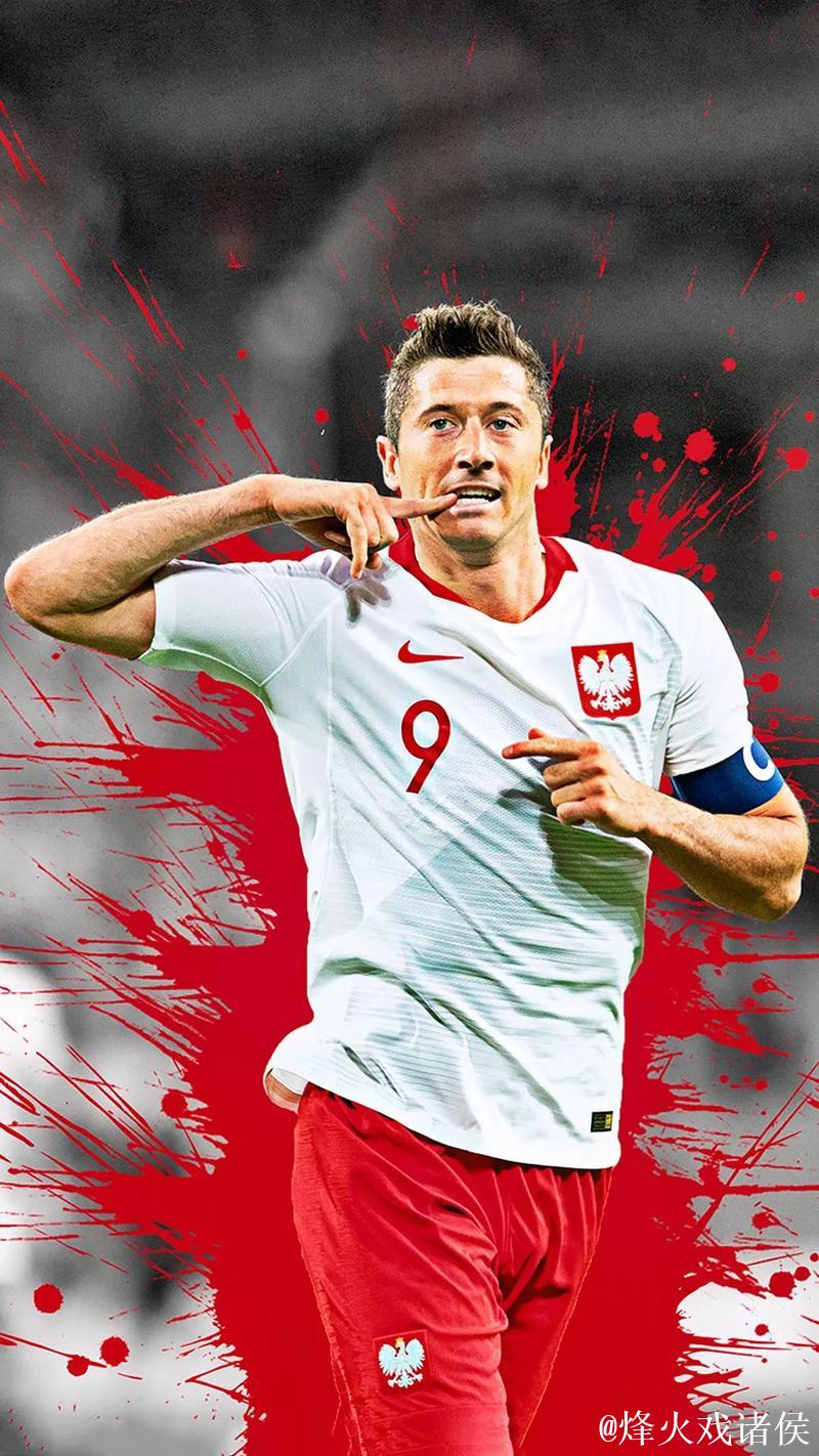 莱万多夫斯基荣膺本赛季德甲最佳球员 莱万多夫斯基荣膺本赛季德甲最佳球员